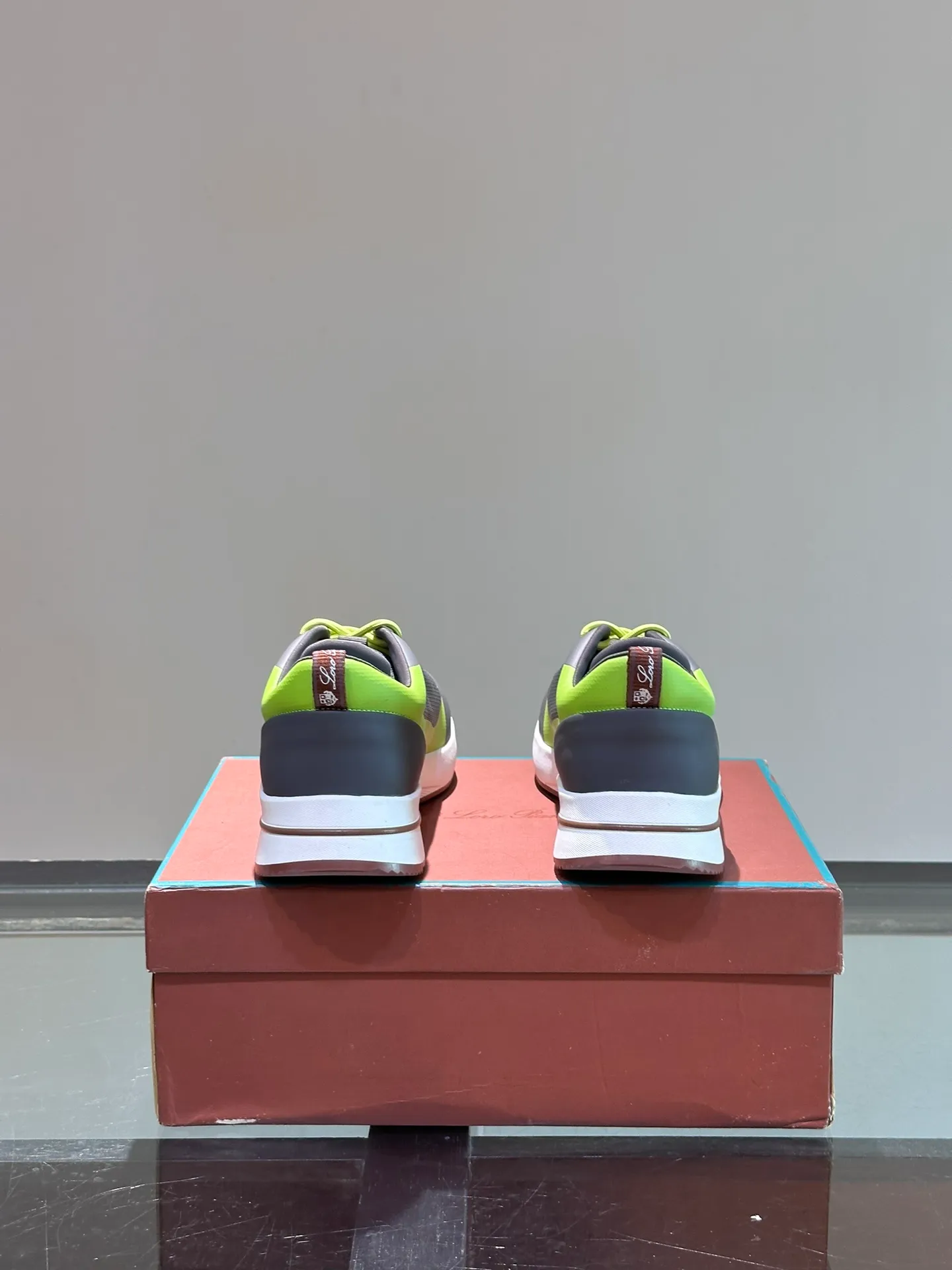 Men's Men's Shoes 💰p560 "Loro Men's Shoes 💰piana" niche Loro classic jogging shoes, men's lace-up casual shoes and sneakers, high-quality lightweight and comfortable fabrics, suitable for outdoor leisure, the color scheme is young and energetic, and it looks great with sportswear or casual suits! Size: 39-45 (46 customized)